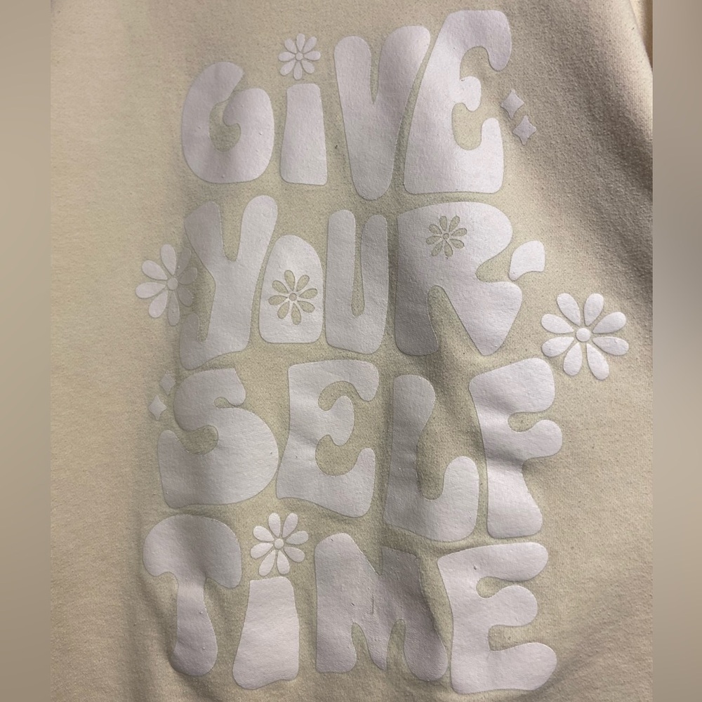 Pastel Yellow Graphic Crewneck Sweatshirt - Picture 2 of 3